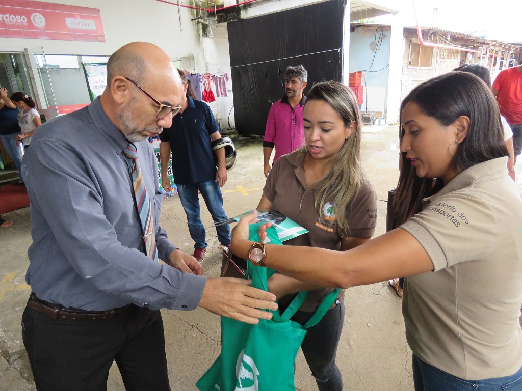 Seminário Regional sobre Organização da Produção Sustentável e Estratégias de Mercado da Agricultura Familiar do Sudoeste Paraense - foto 13
